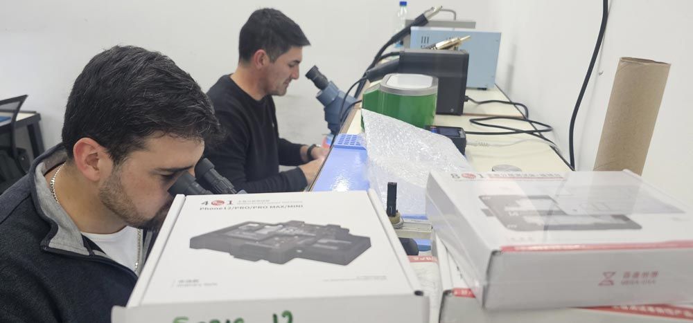 Taller Intensivo de Microsoldadura Universal Aplicada a la Reparación Electrónica